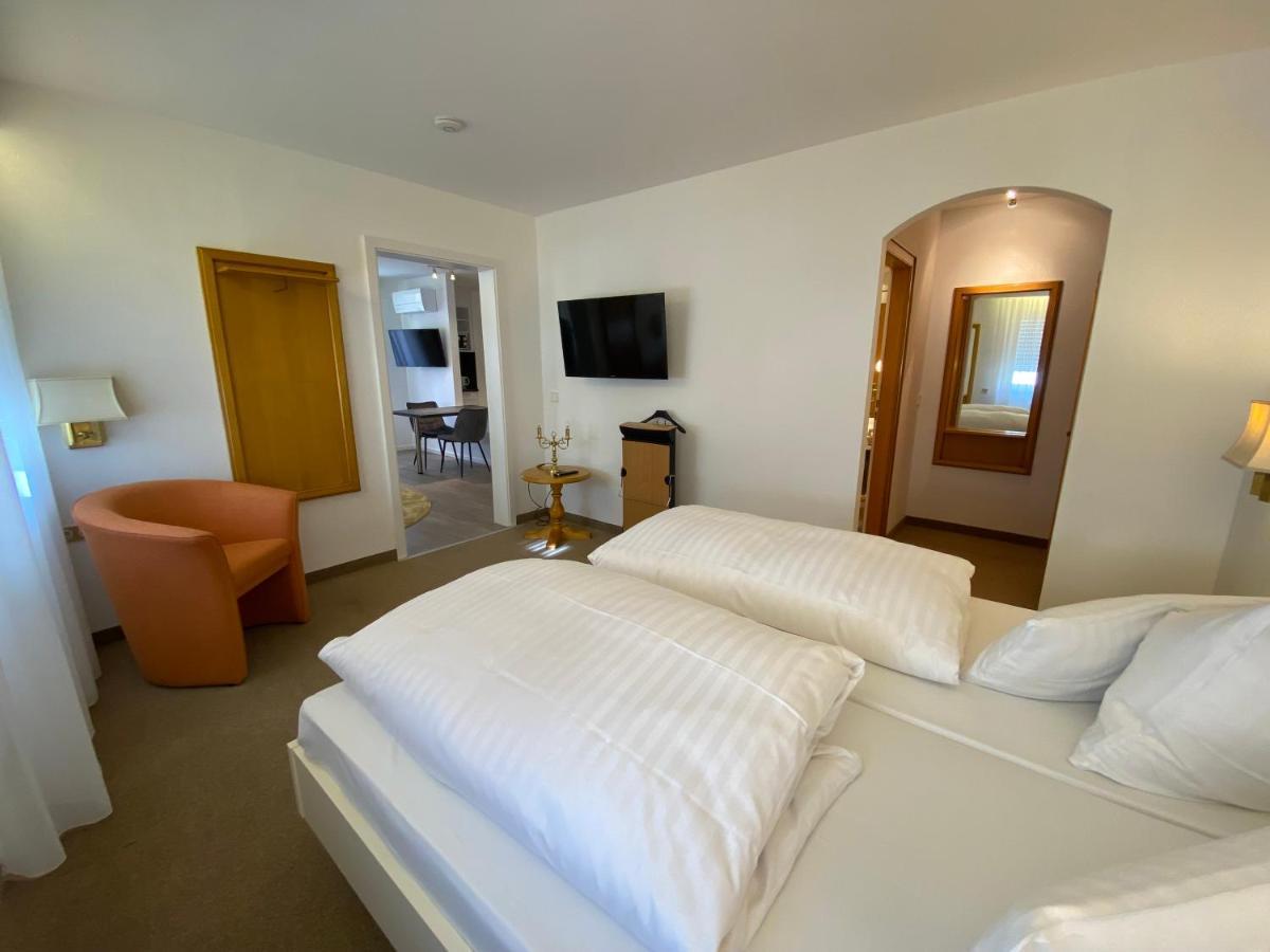 Hotel Krone Ohg Gerlingen Zewnętrze zdjęcie