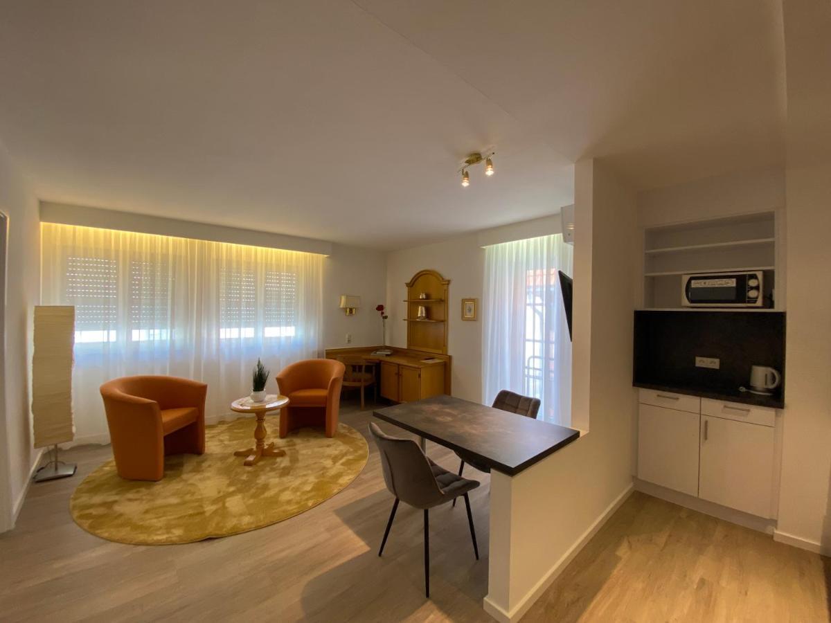Hotel Krone Ohg Gerlingen Zewnętrze zdjęcie